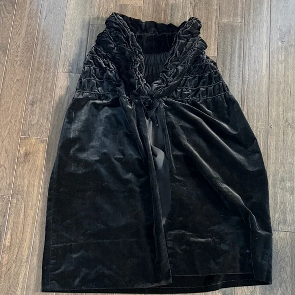 Amazing Vintage black velvet cape bought in Paris LE Marais amazing detail